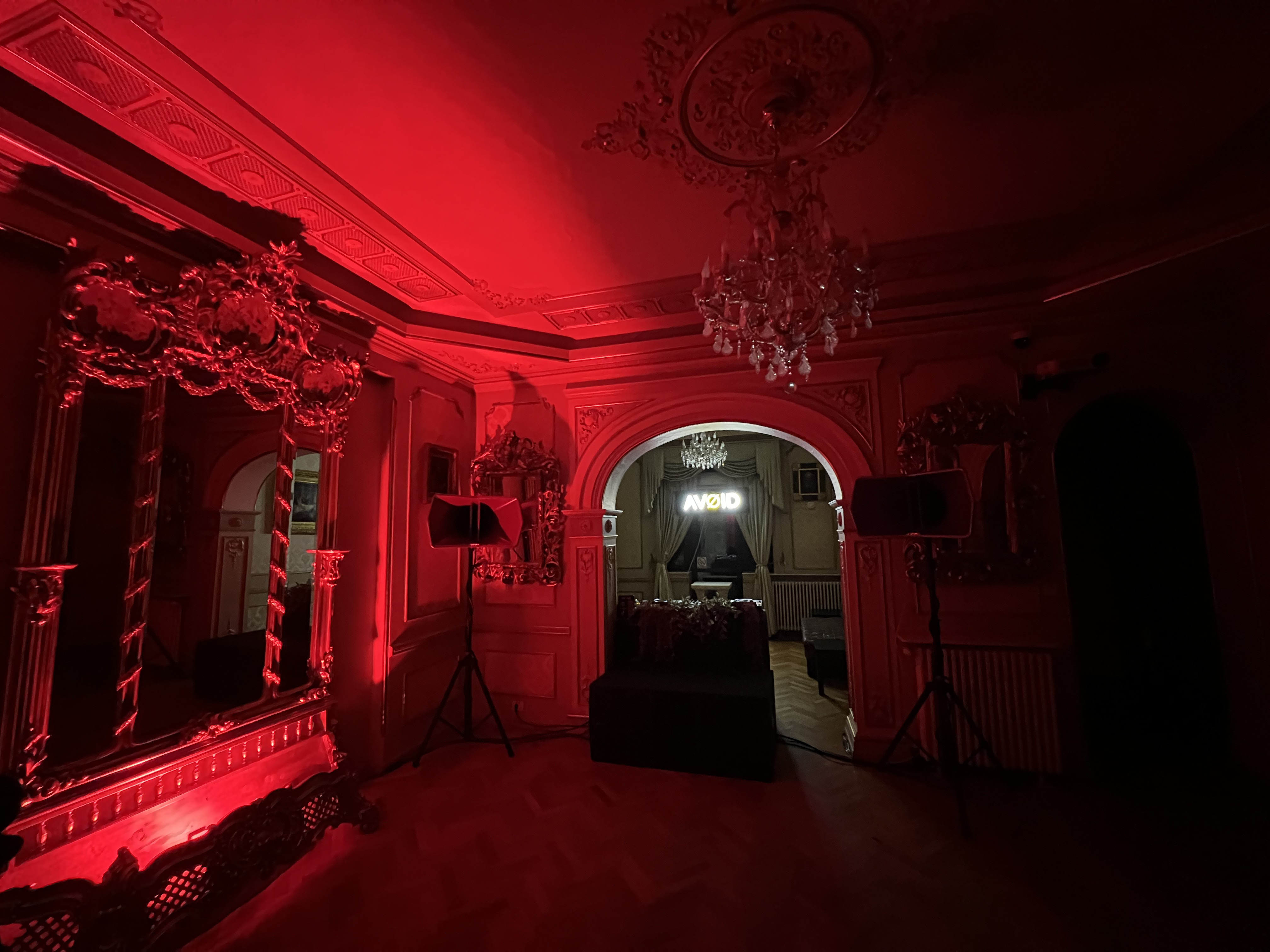 AVØID — moment din eveniment