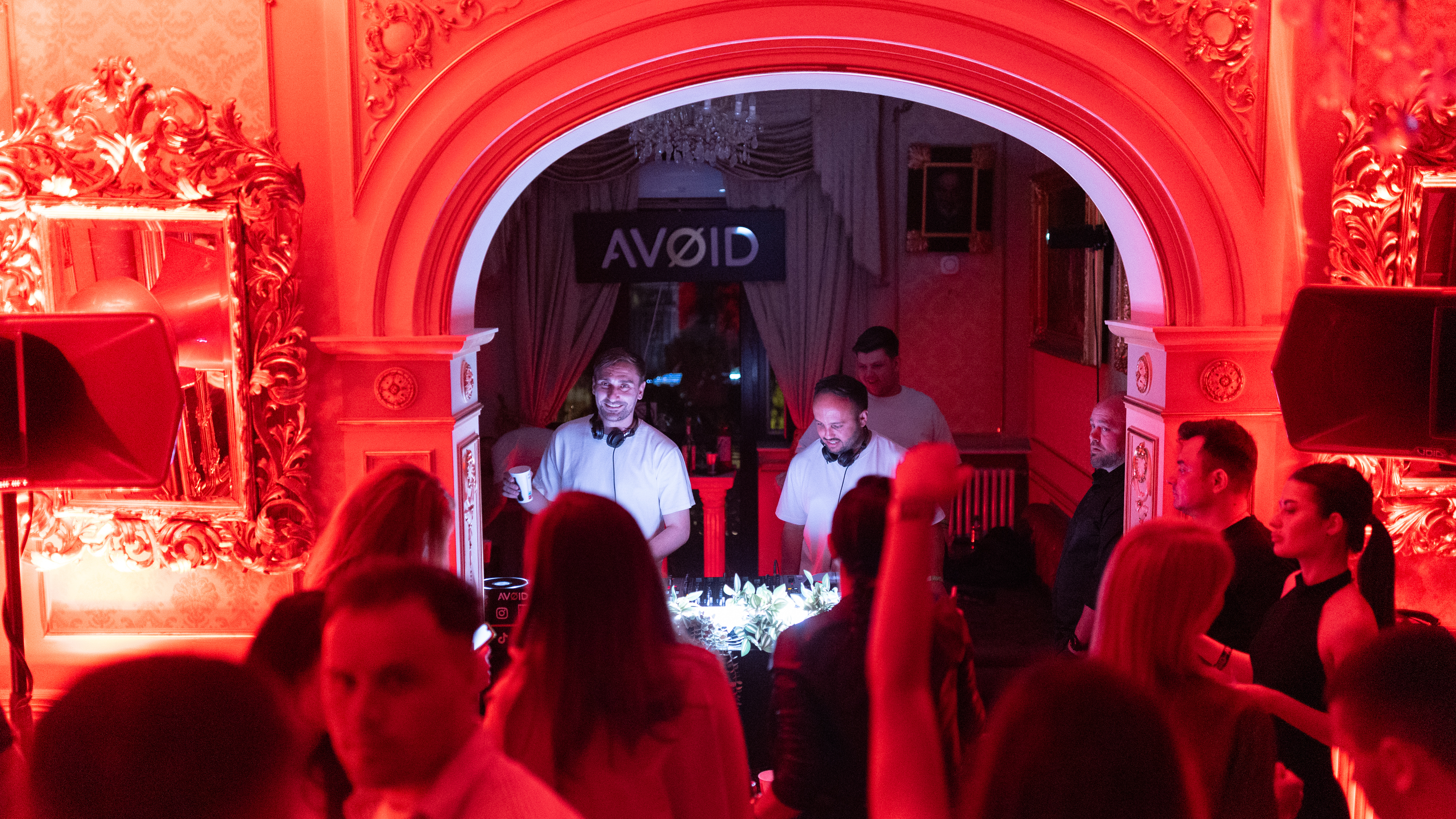 AVØID — AVØID Ordinary Nights